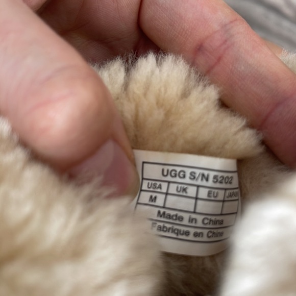 Infant UGG 🌰 chestnut ❤️ - Picture 5 of 8